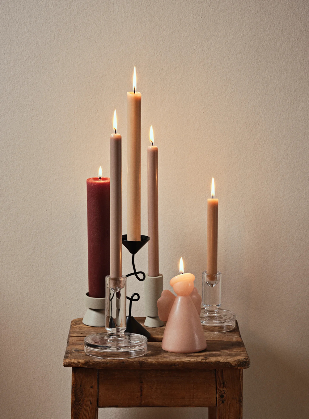 Skulpturkerze Angel in Dusty Peach Rose