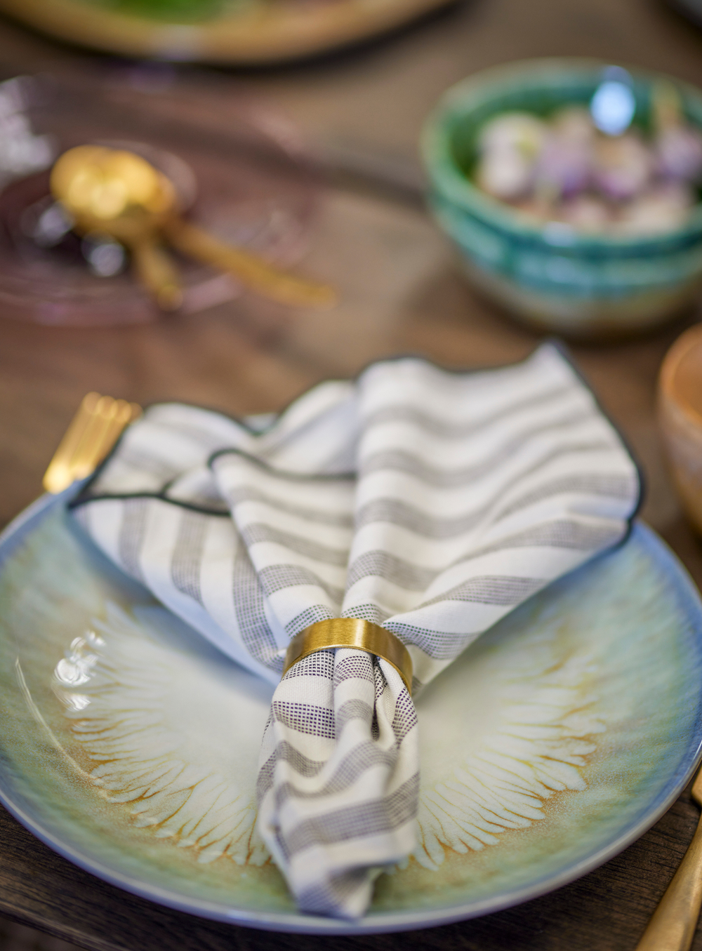 Goldene Serviettenringe aus Messing (4er-Set)