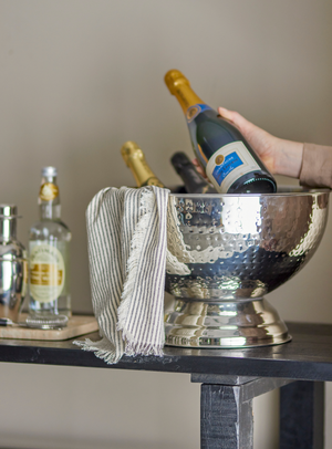 Silberne Champagnerschale aus Edelstahl