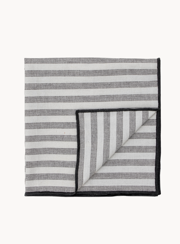 Baumwoll-Servietten mit nordischem Muster (4er-Set)