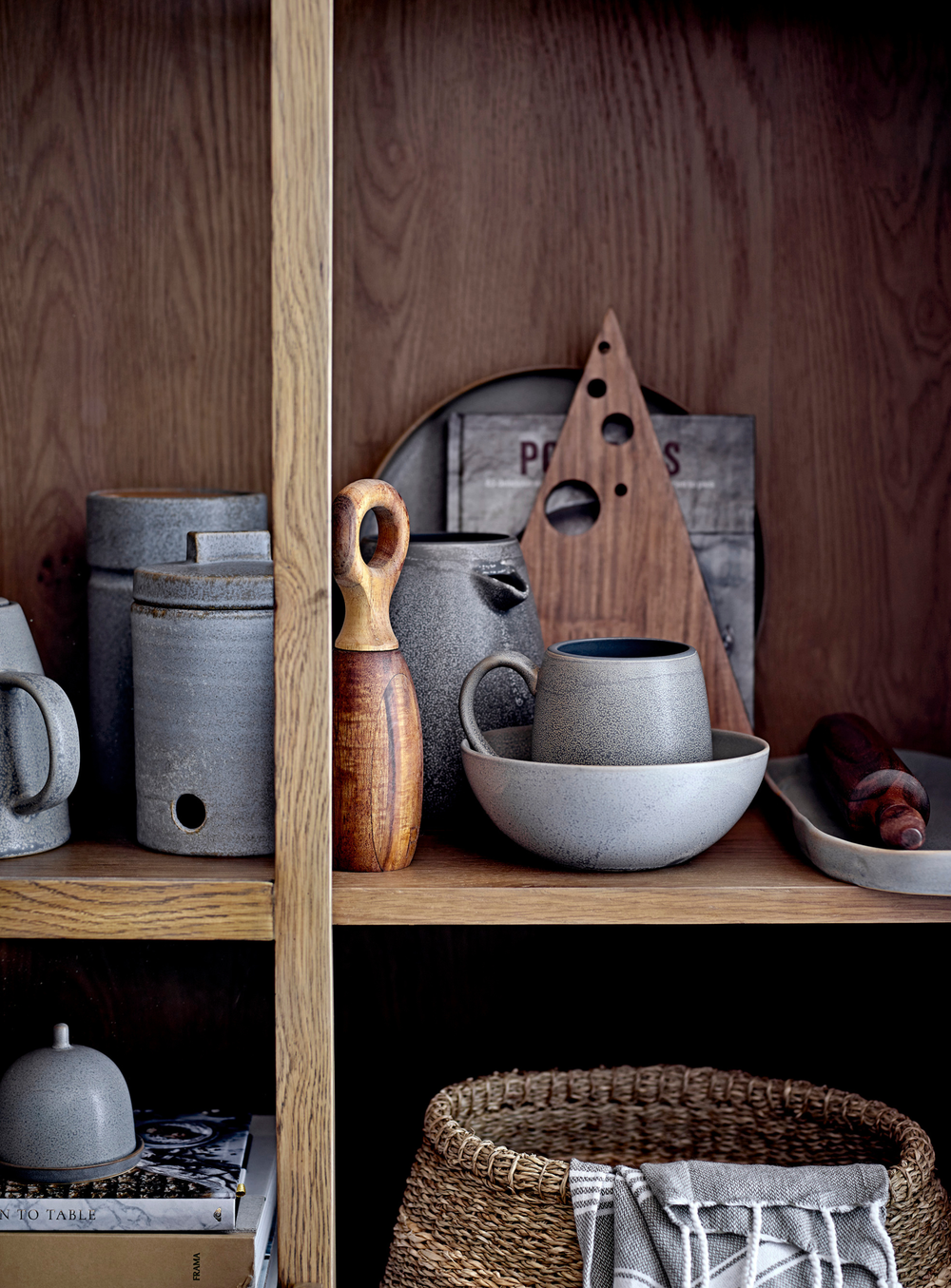 Salz- und Pfeffermühlen aus Akazienholz mit Grifföffnung (2er-Set)