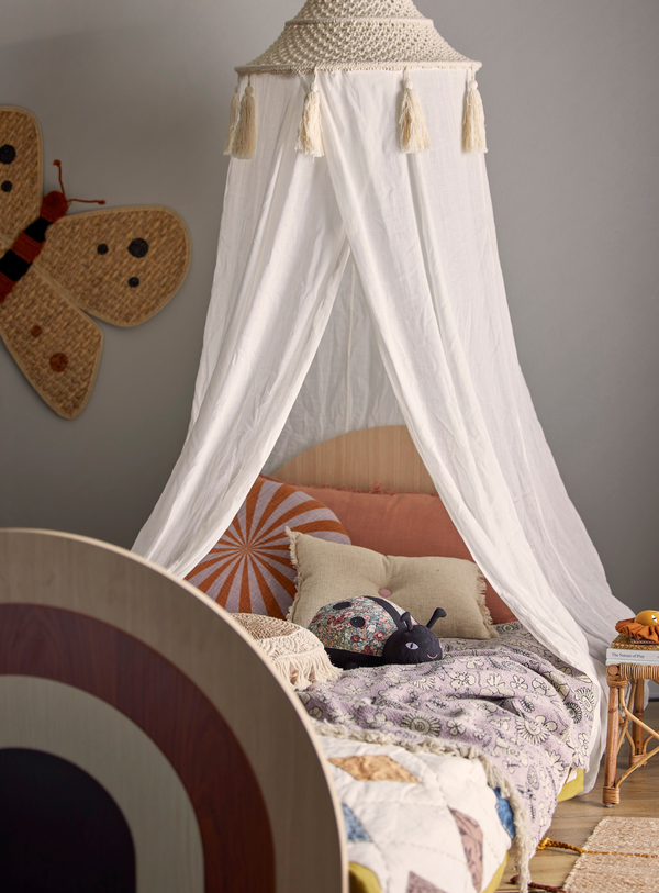 Luftiger Baldachin aus Baumwolle in Natur