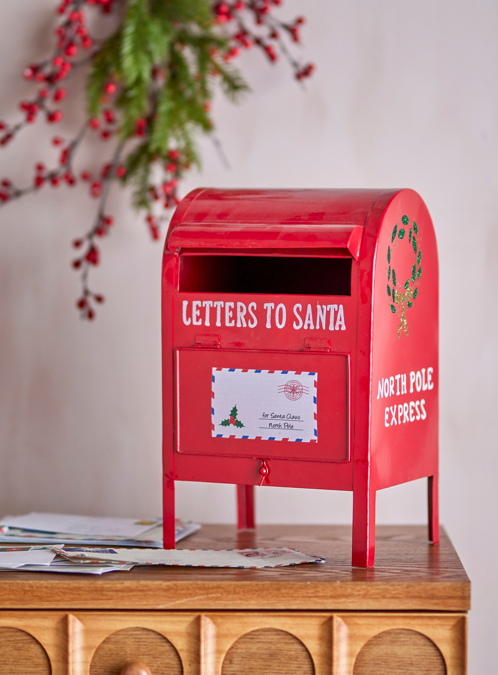 Deko-Briefkasten in rot aus Metall
