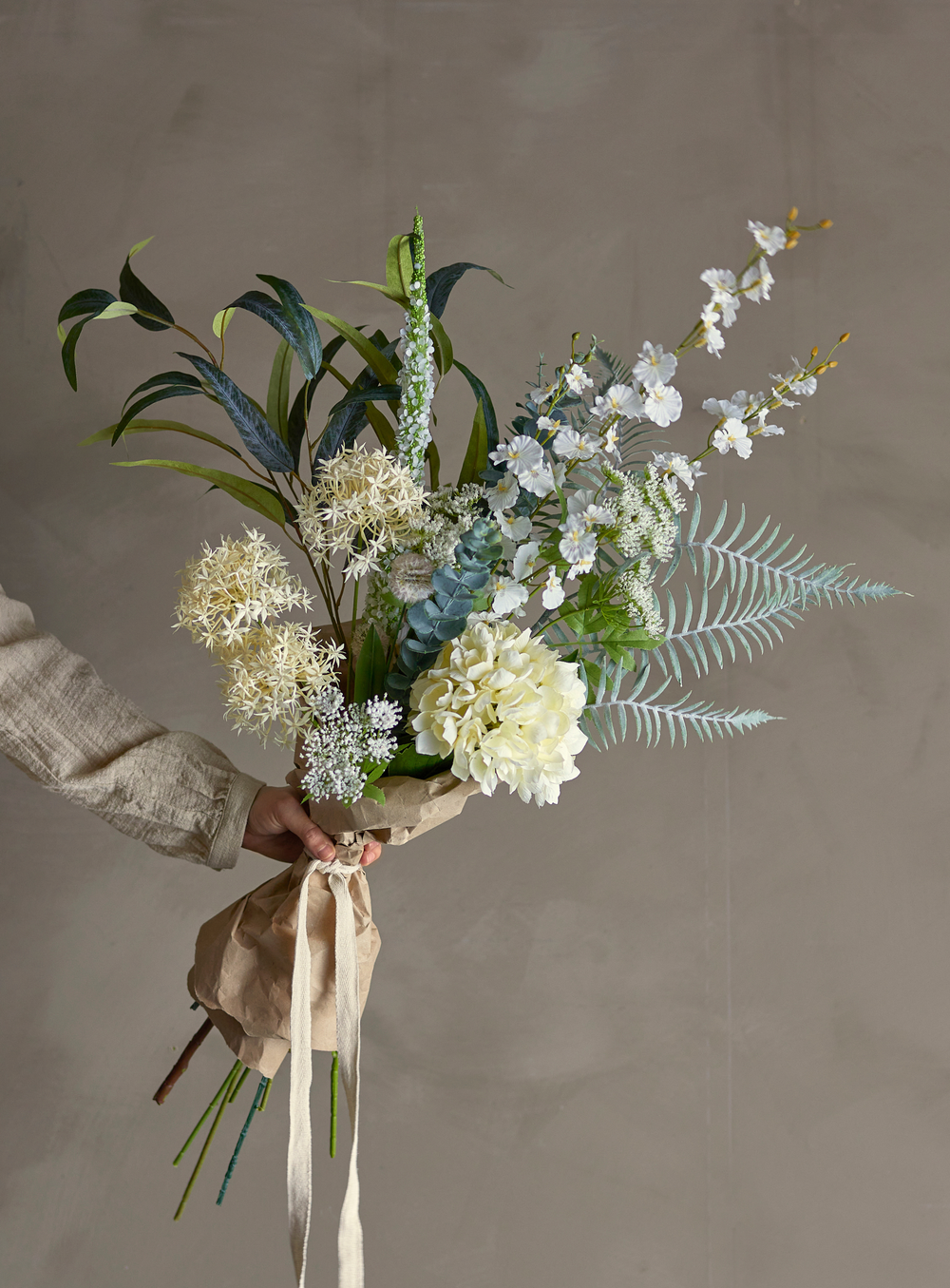 Symphony Blumenstrauß in Weiß