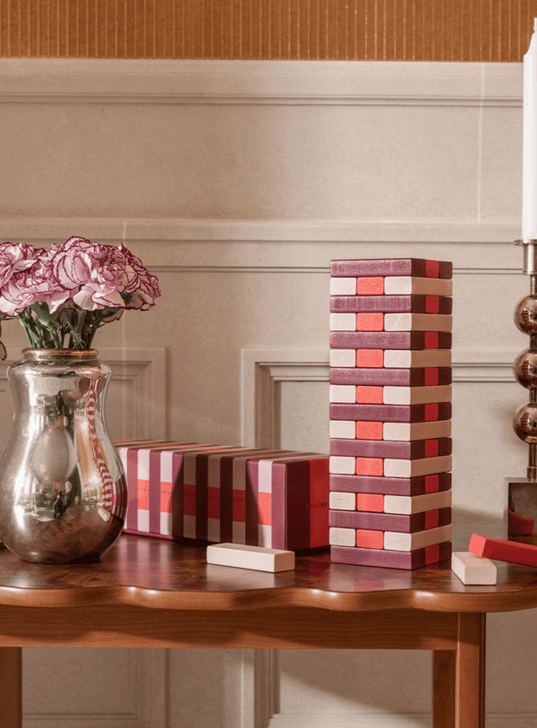 Play Tumbling Towers Spiel aus Holz