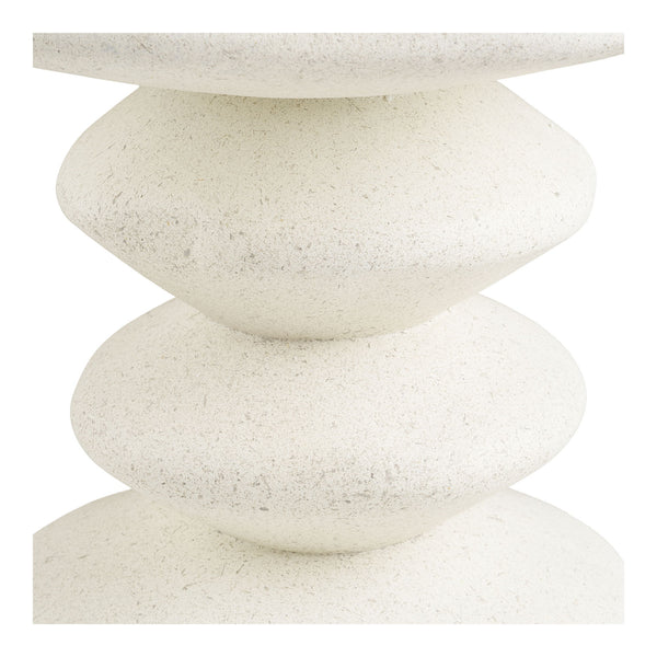 Blackburn Beistelltisch aus Fiberclay in Weiß