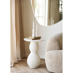 Newtown Beistelltisch aus Fiberclay in Weiß