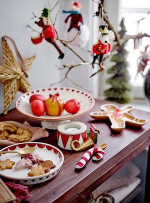Weihnachts-Stoffornamente in rot