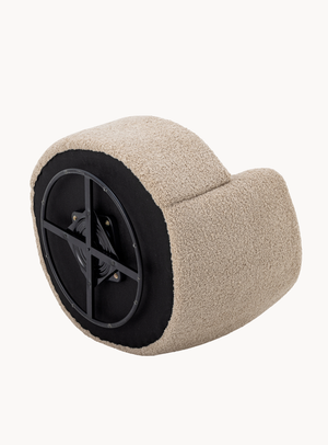 Drehbarer Loungesessel in Natur mit weichem Teddy-Bezug
