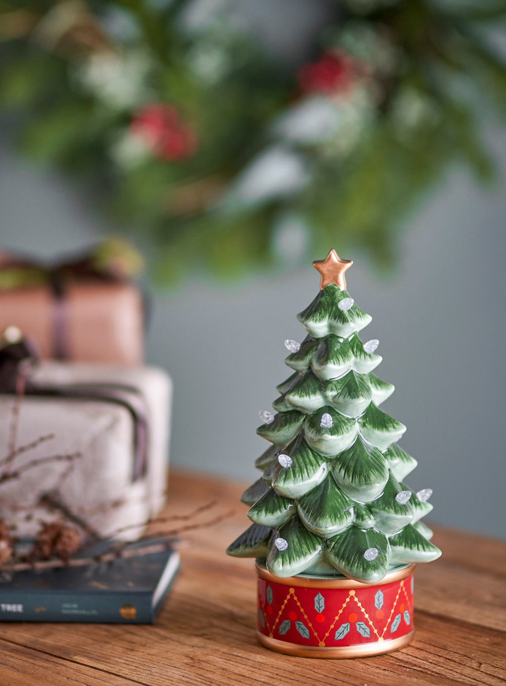 Deko-Weihnachtsbaum mit Licht in grün aus Keramik