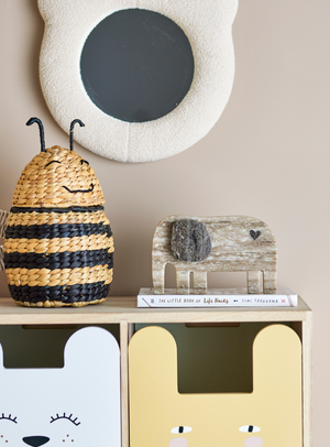 Elefantenfigur aus natürlichem Marmor mit Herz