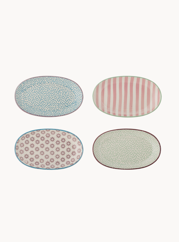 Teller in bunt aus Steingut