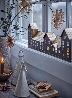 Deko-Weihnachtsbaum in weiß aus recyceltem Glas