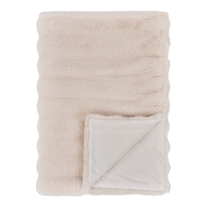 Galena Plaid aus Kunstfell in Weiß