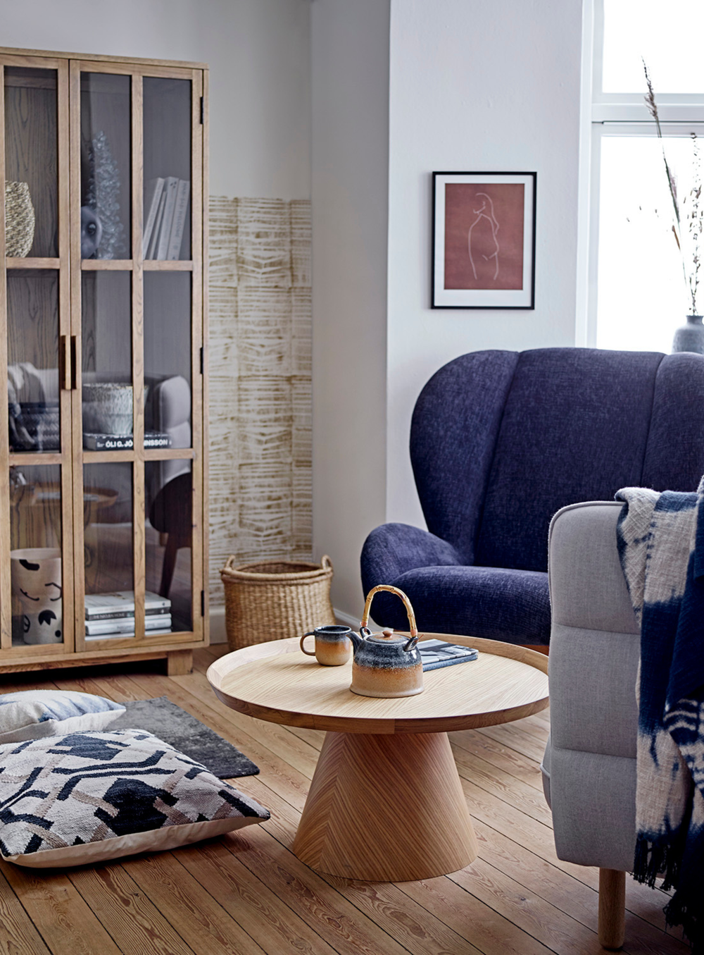 Runder Couchtisch aus Eichenfurnier in Natur