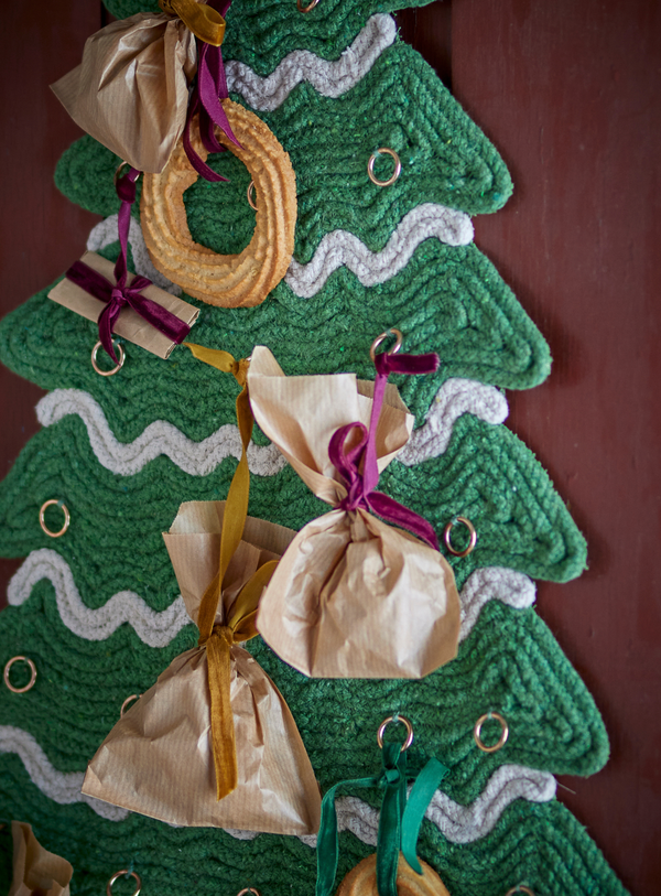 Weihnachtsbaum-Adventskalender in grün aus Baumwolle