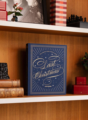 Coffee Table Fotoalbum Last Christmas in Navy mit Goldschrift