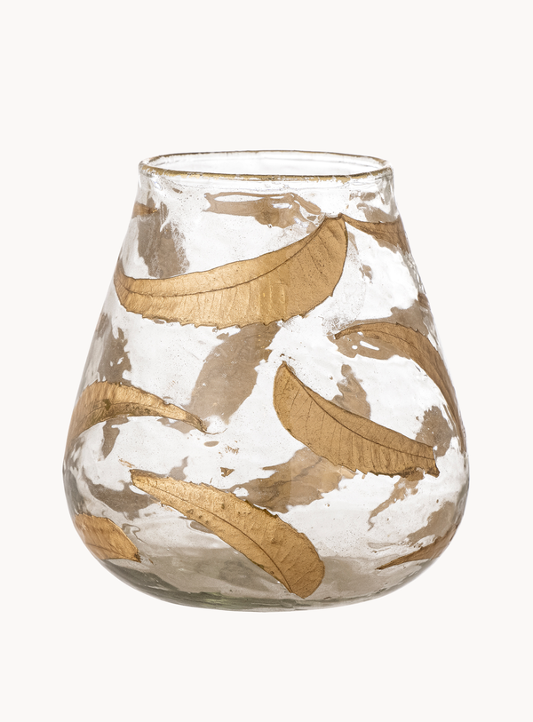 Teelichthalter mit goldfarbenen Blättern aus recyceltem Glas