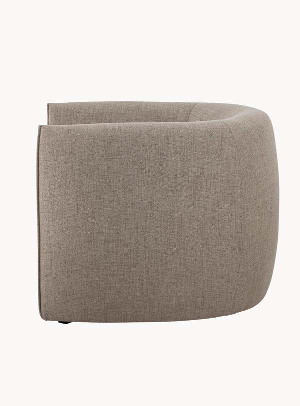 Bacio Lounge Chair in Nature